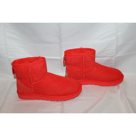 NIB UGG Women's Classic Suede Shearling Lined Mini Boots Cherry Red - Picture 3 of 7